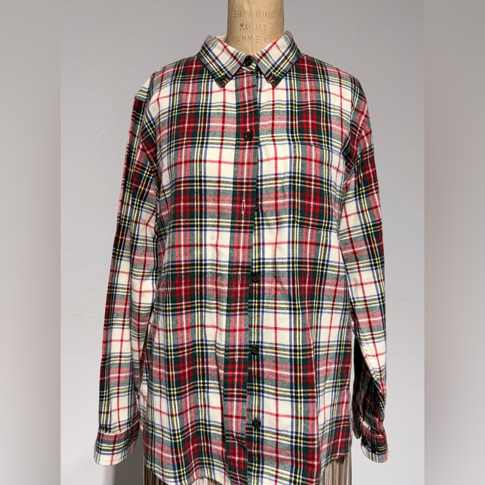 L.L. Bean Multicolor Plaid 100% Cotton Flannel Button down Shirt